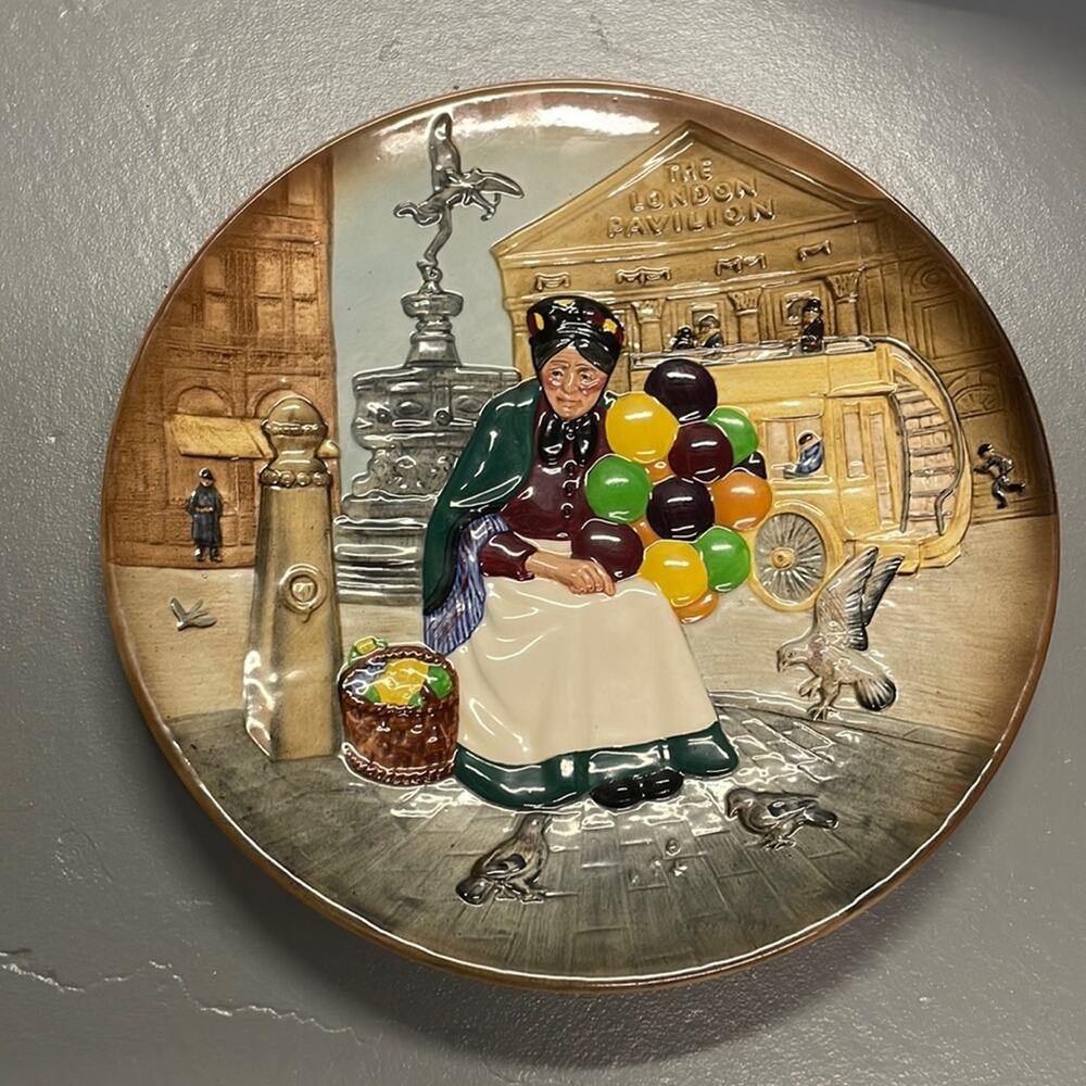 Royal Doulton Collectible Old Balloon Seller Plate